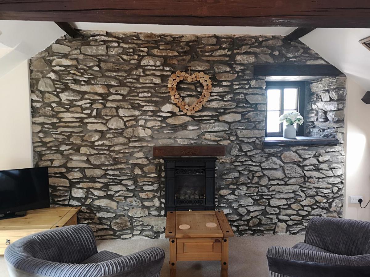 Red Lion Hotel Ystrad Meurig 외부 사진