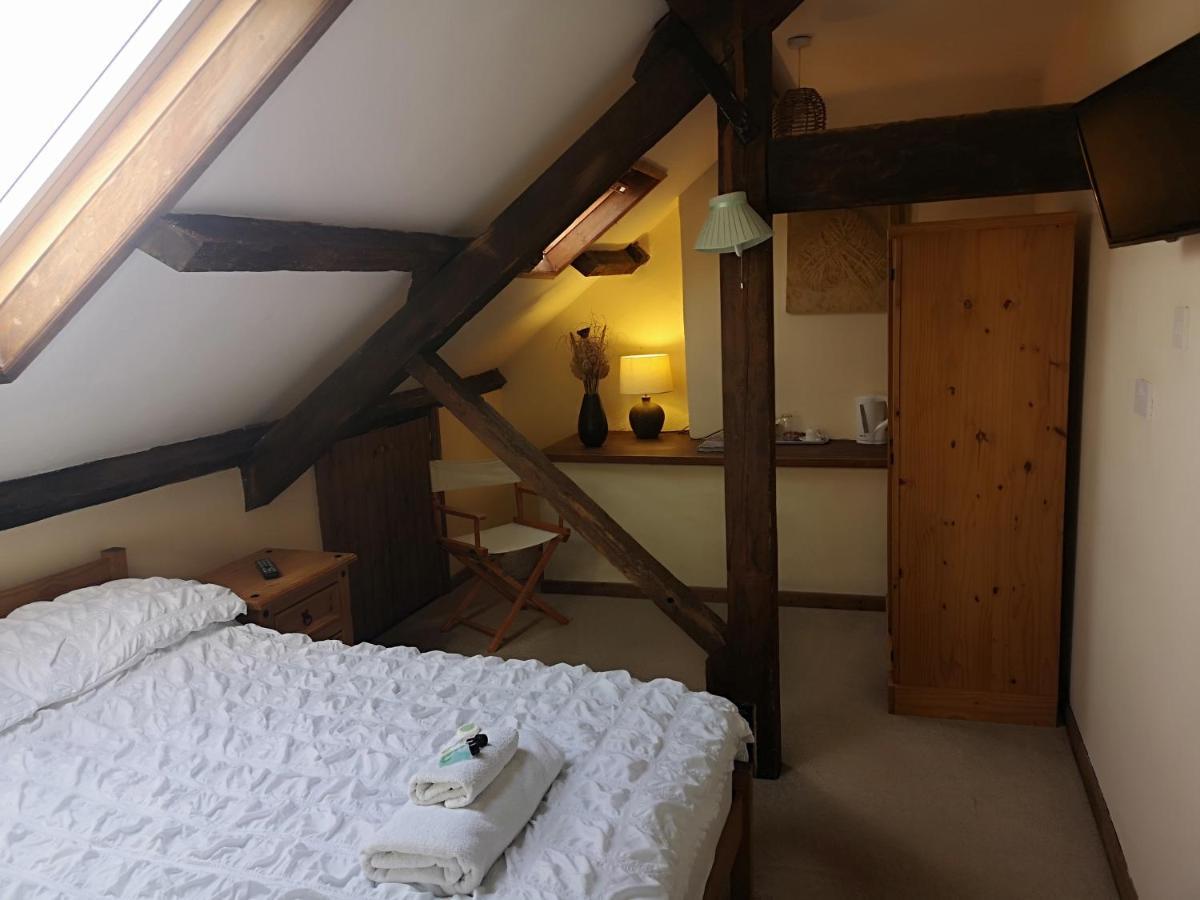 Red Lion Hotel Ystrad Meurig 외부 사진